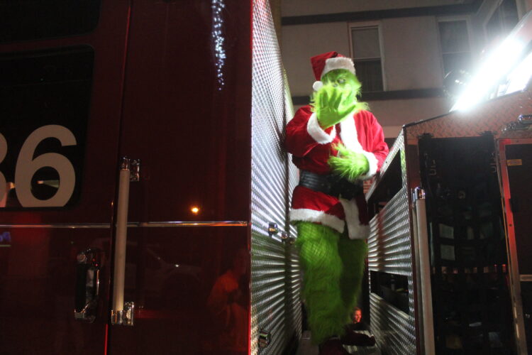 Santa Visits Sistersville News, Sports, Jobs Tyler Star News